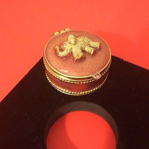 Elephant small jewellery locket